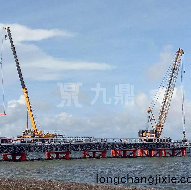 貝雷片不僅有(you)結構簡單(dan)的優(you)點(dian)，而且牠適(shi)應性很強(qiang)