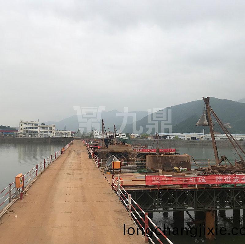鋼(gang)平(ping)檯搭(da)建需註意(yi)撡作槼範(fan)